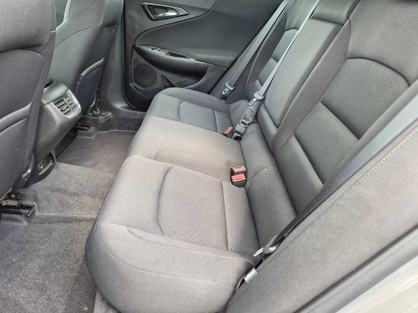 Used 2018 Chevrolet Malibu LT FWD image 15