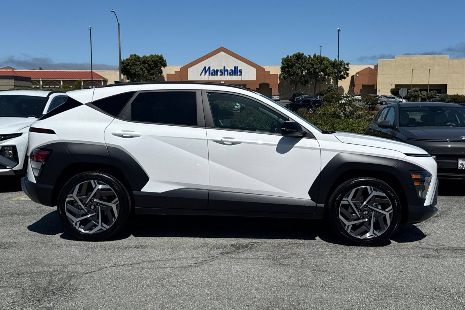 New 2026 Hyundai Kona SEL Premium FWD image 3