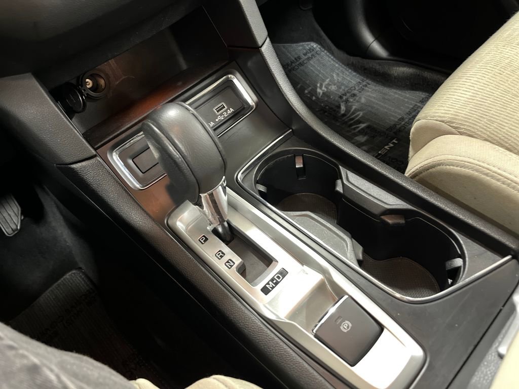 Used 2023 Subaru Ascent Premium w/ Convenience Package image 24