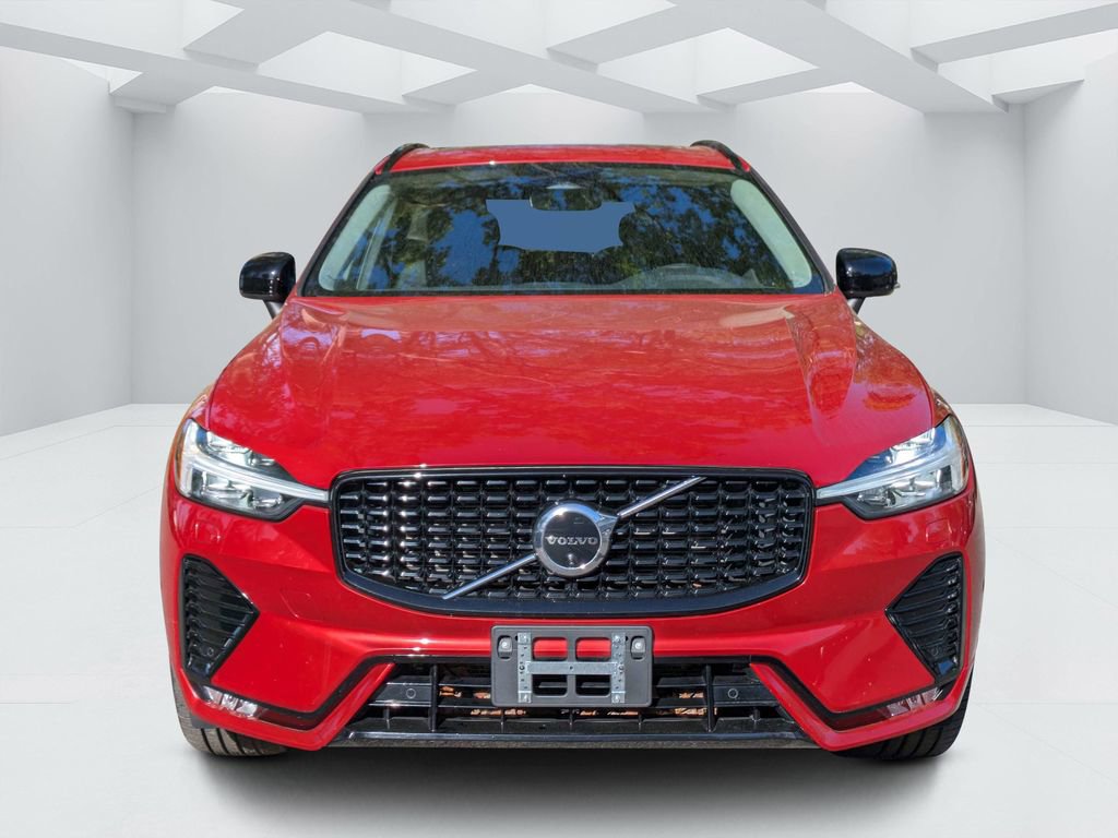 Used 2023 Volvo XC60 B5 Plus w/ Climate Package image 8