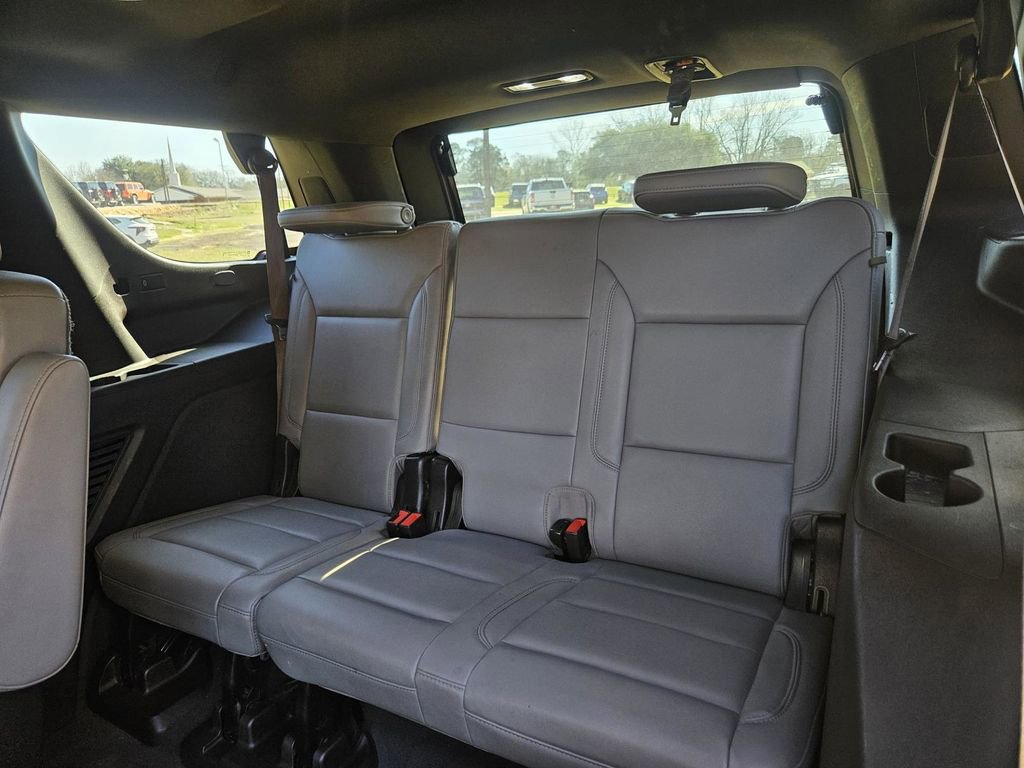Used 2022 Chevrolet Tahoe LT w/ Luxury Package image 37