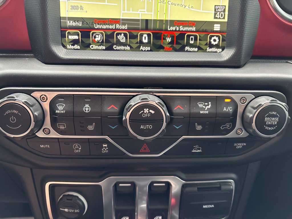 Used 2023 Jeep Wrangler Rubicon w/ LED Lighting Group AWD/4WD image 37