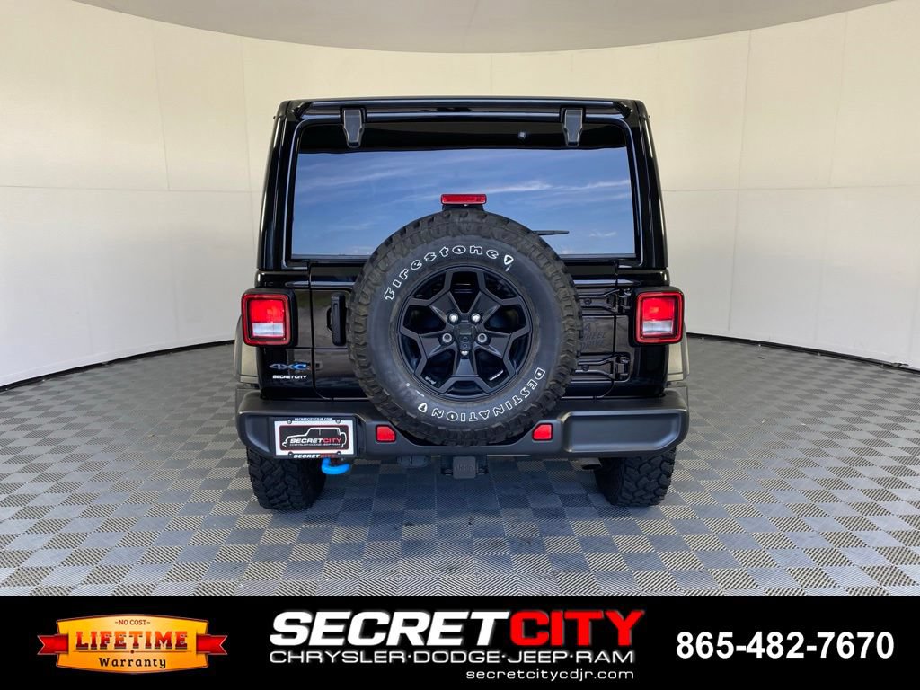 Used 2023 Jeep Wrangler Unlimited w/ Sun & Screen Package AWD/4WD image 6