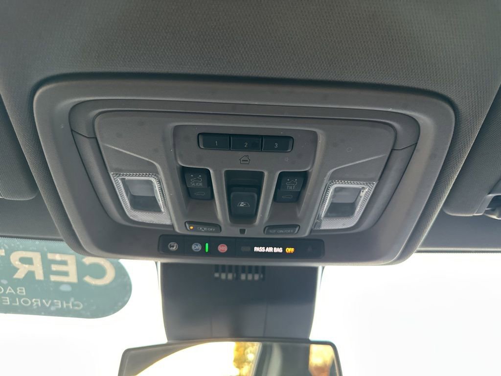 Used 2022 Chevrolet Silverado 1500 RST w/ Convenience Package II image 9