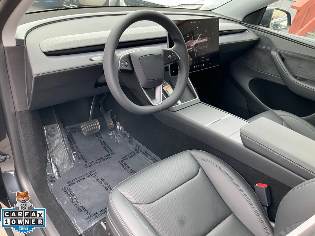 Used 2026 Tesla Model Y AWD image 6