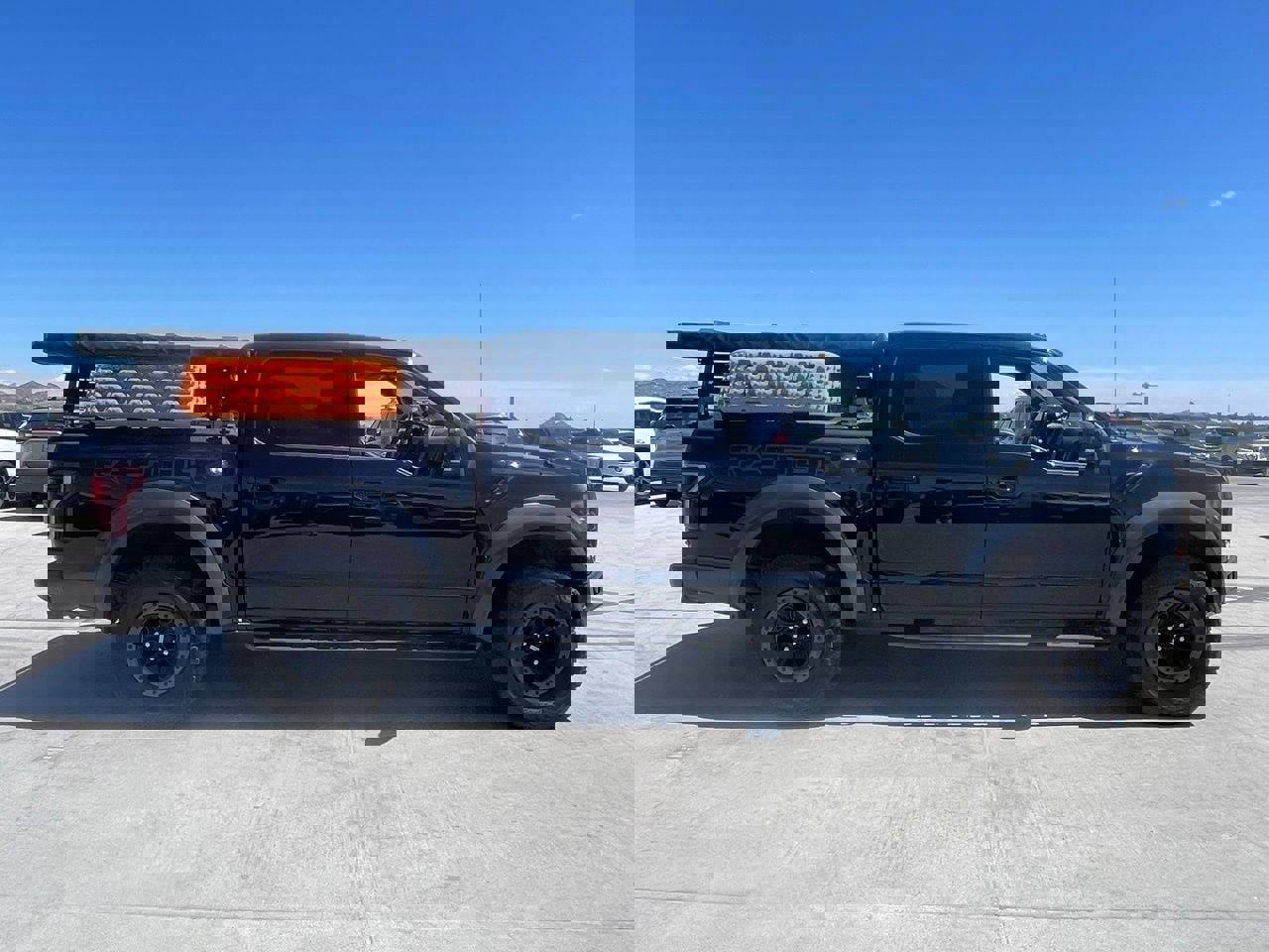 Used 2018 Ford F150 Raptor w/ Equipment Group 802A Luxury image 3