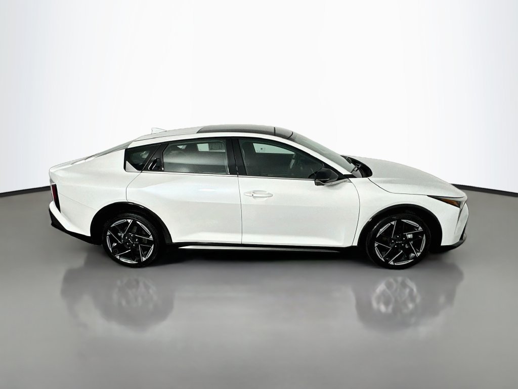 Used 2025 Kia K4 GT-Line w/ GT-Line Premium Package FWD image 8