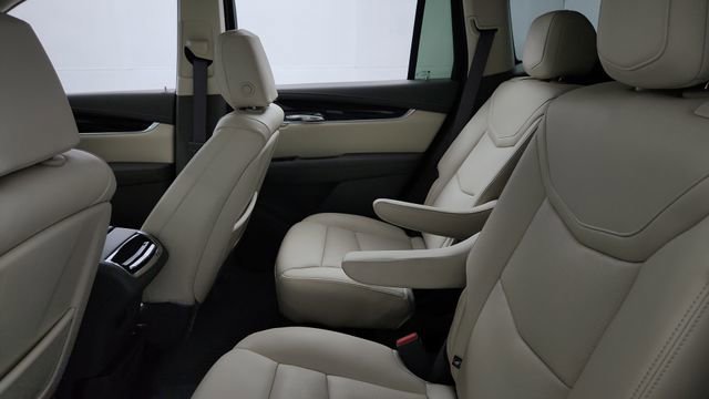 Certified 2024 Cadillac XT6 Premium Luxury w/ LPO, Floor Liner Package image 18