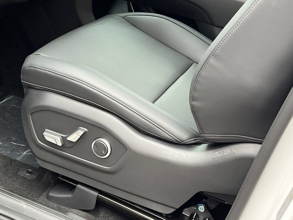 New 2026 Hyundai Santa Fe SEL AWD/4WD image 7
