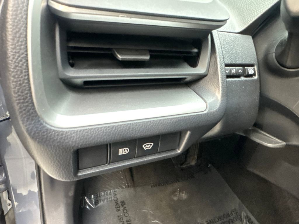 Used 2025 Toyota Prius LE FWD image 56