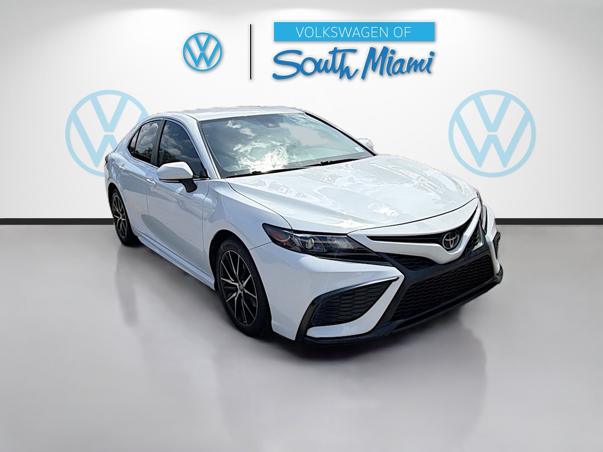 Used 2023 Toyota Camry SE FWD video 1