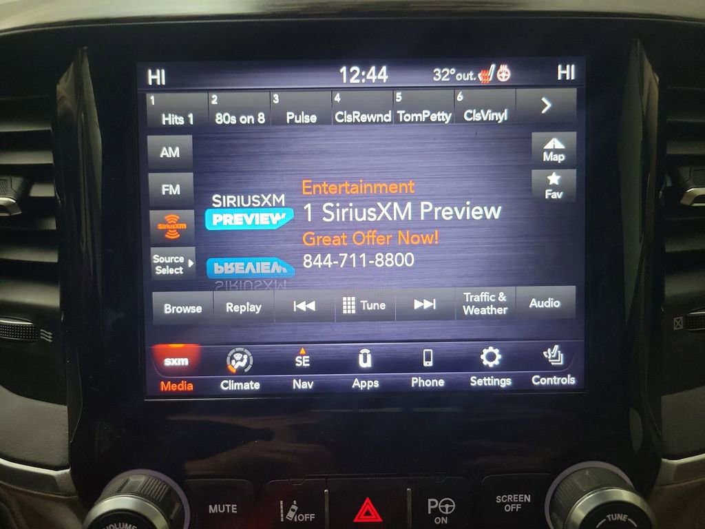 Used 2020 RAM 1500 Laramie AWD/4WD image 25