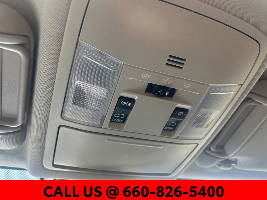 Used 2018 Toyota RAV4 Limited w/ Advanced Technology Package AWD/4WD image 22