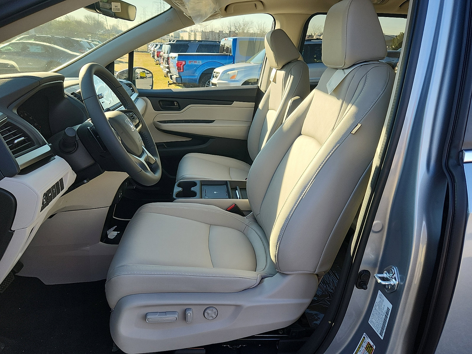 New 2026 Honda Odyssey EX-L image 9