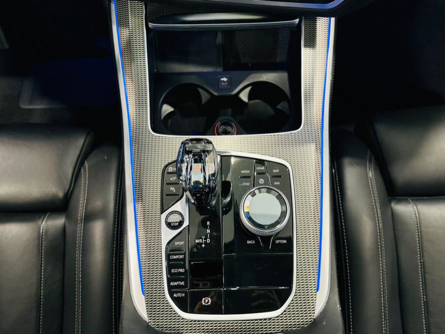 Used 2022 BMW X5 sDrive40i w/ M Sport Package image 30