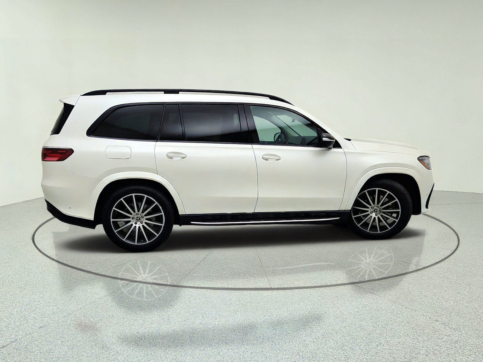 Certified 2024 Mercedes-Benz GLS 580 4MATIC image 7