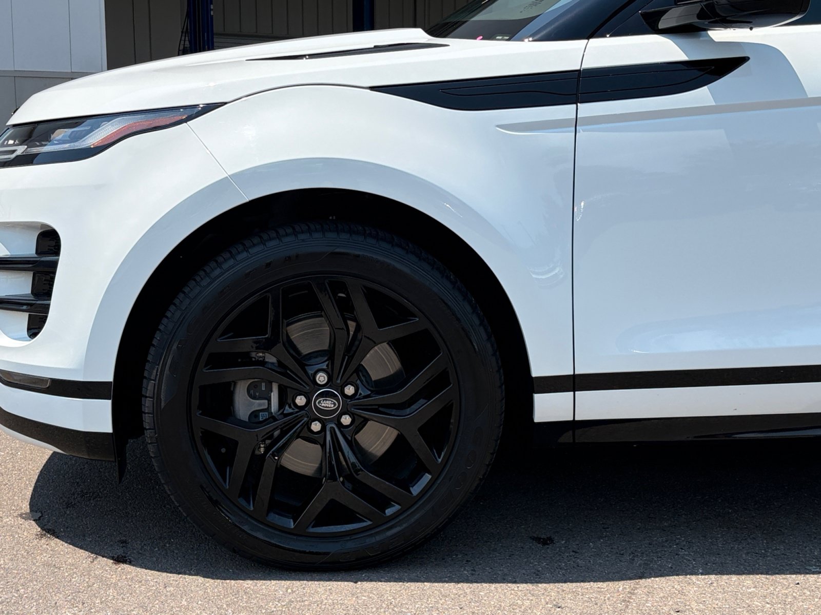 Used 2023 Land Rover Range Rover Evoque R-Dynamic SE AWD/4WD image 10