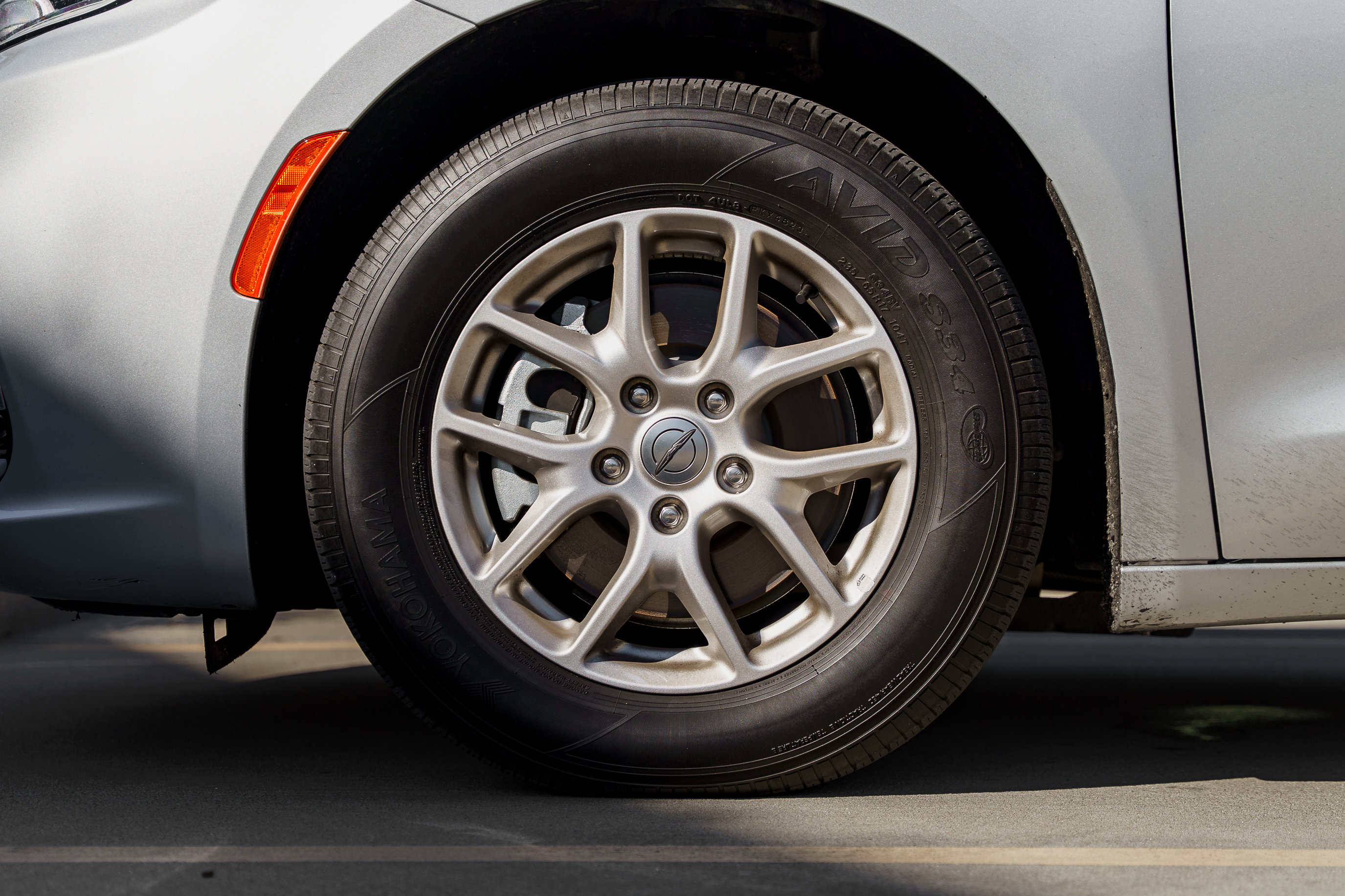 Used 2024 Chrysler Pacifica Touring-L image 28