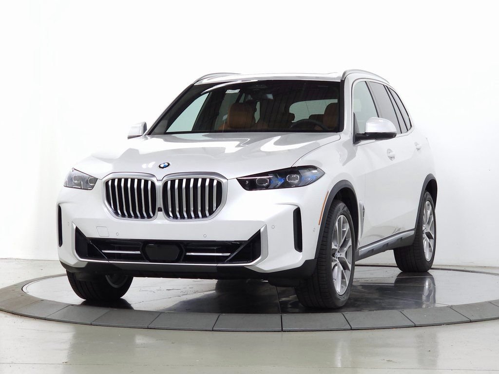 Used 2026 BMW X5 xDrive40i w/ Premium Package AWD/4WD image 3