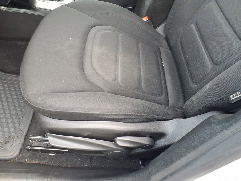 Used 2022 Jeep Renegade Latitude AWD/4WD image 11