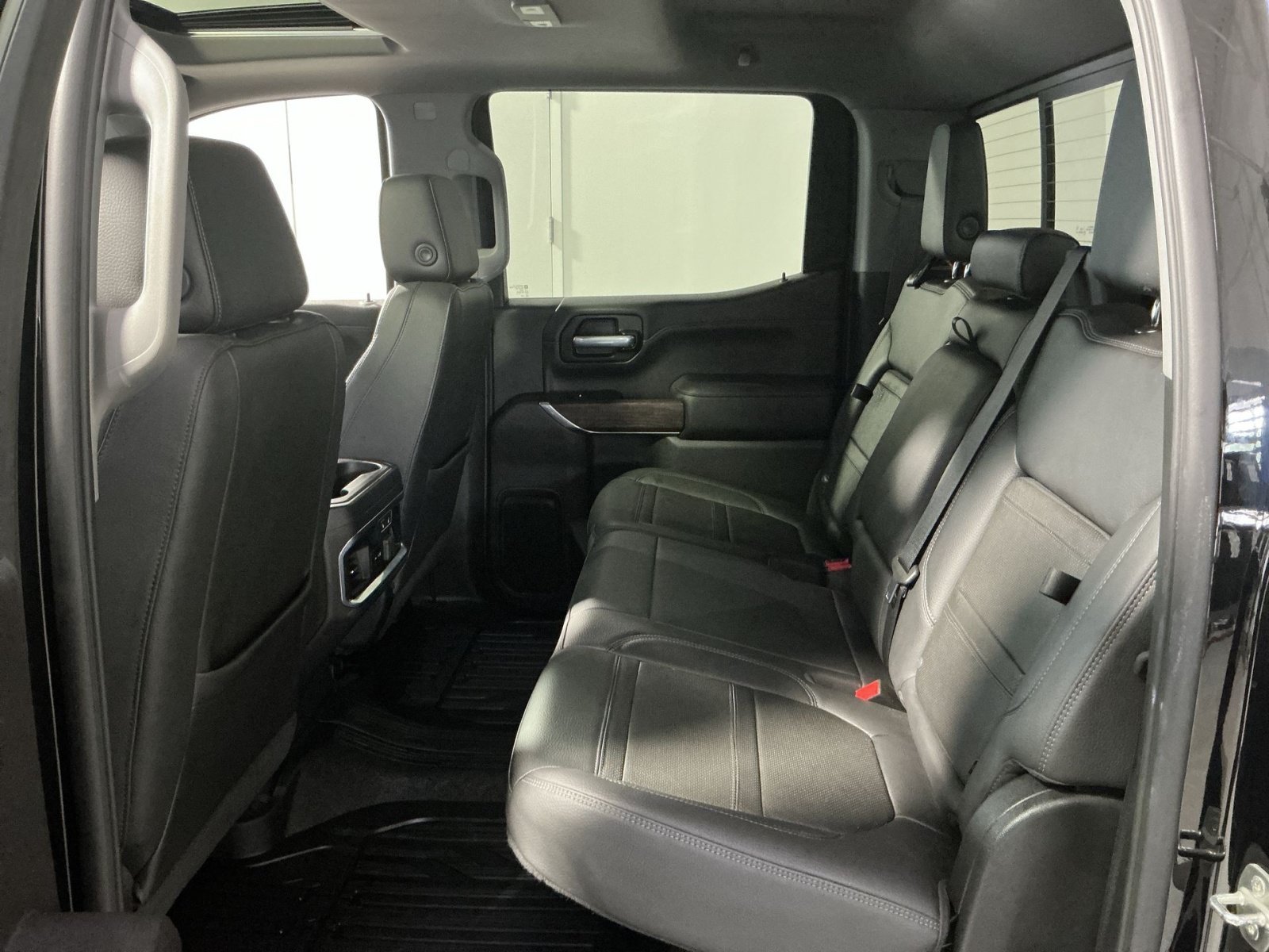Used 2021 GMC Sierra 1500 Denali w/ Denali Ultimate Package AWD/4WD image 24