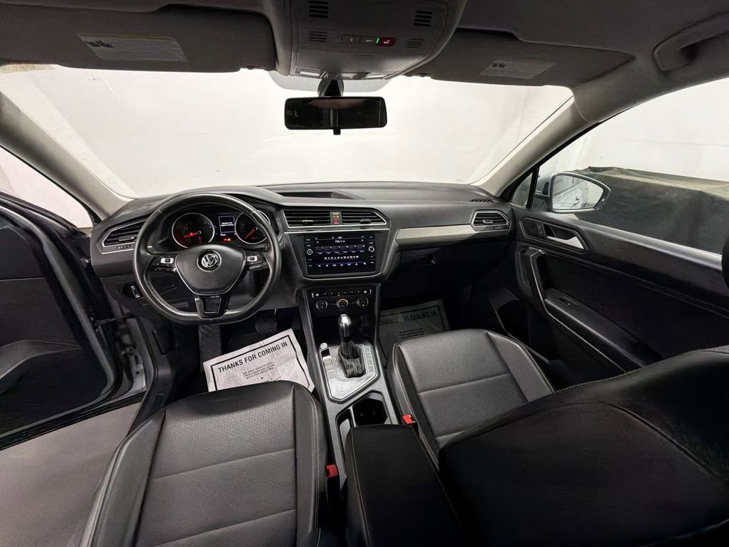 Used 2021 Volkswagen Tiguan SEL FWD image 20