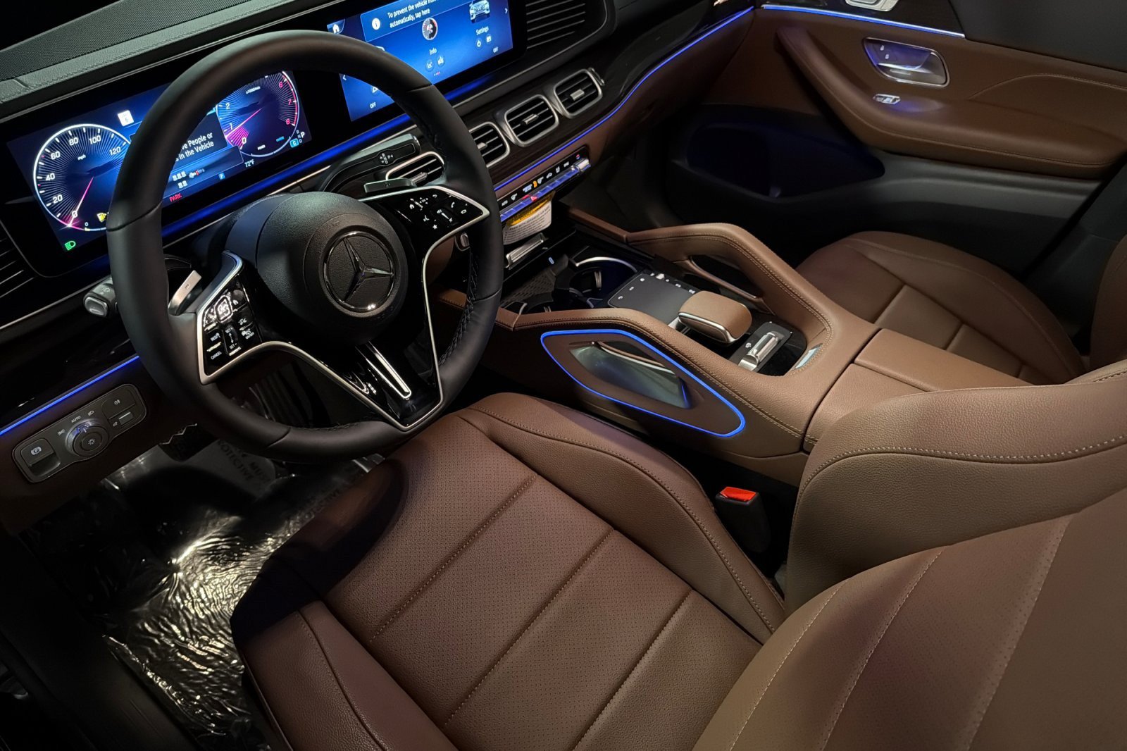 New 2026 Mercedes-Benz GLS 450 4MATIC image 9