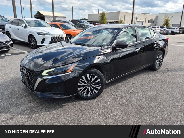 Used 2025 Nissan Altima 2.5 SV