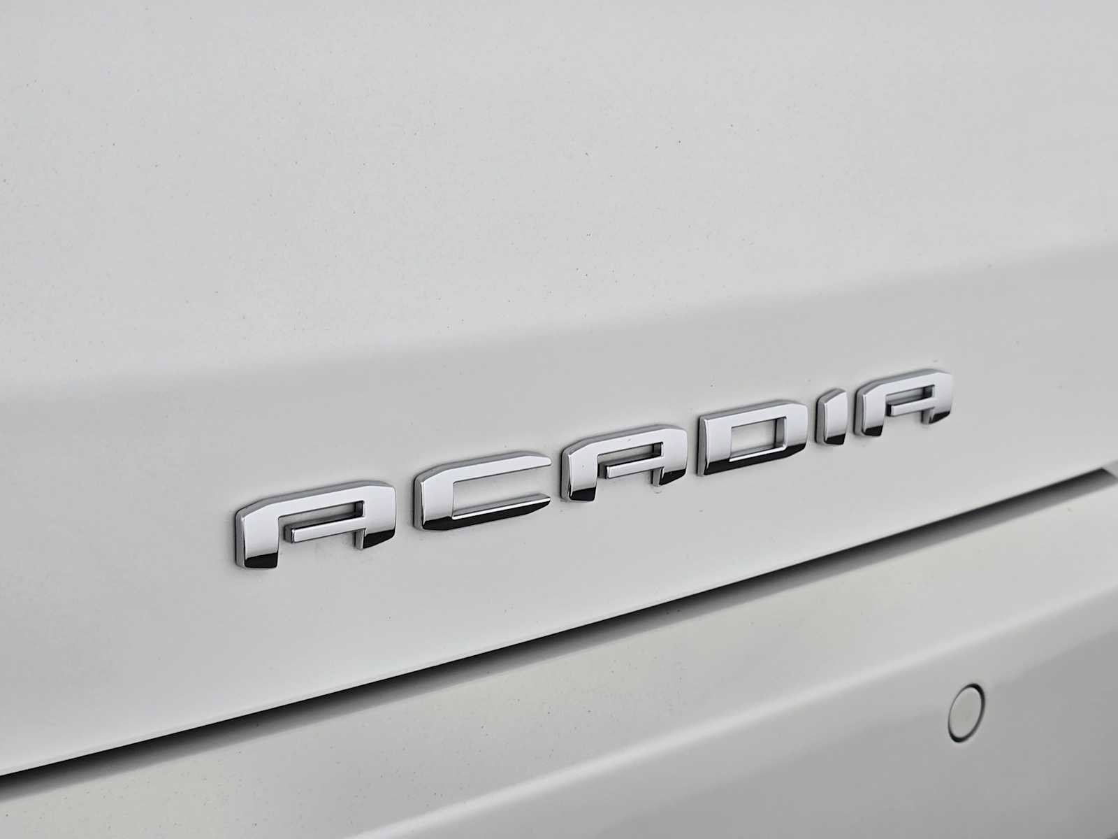 Used 2022 GMC Acadia Denali w/ Denali Ultimate Package image 16