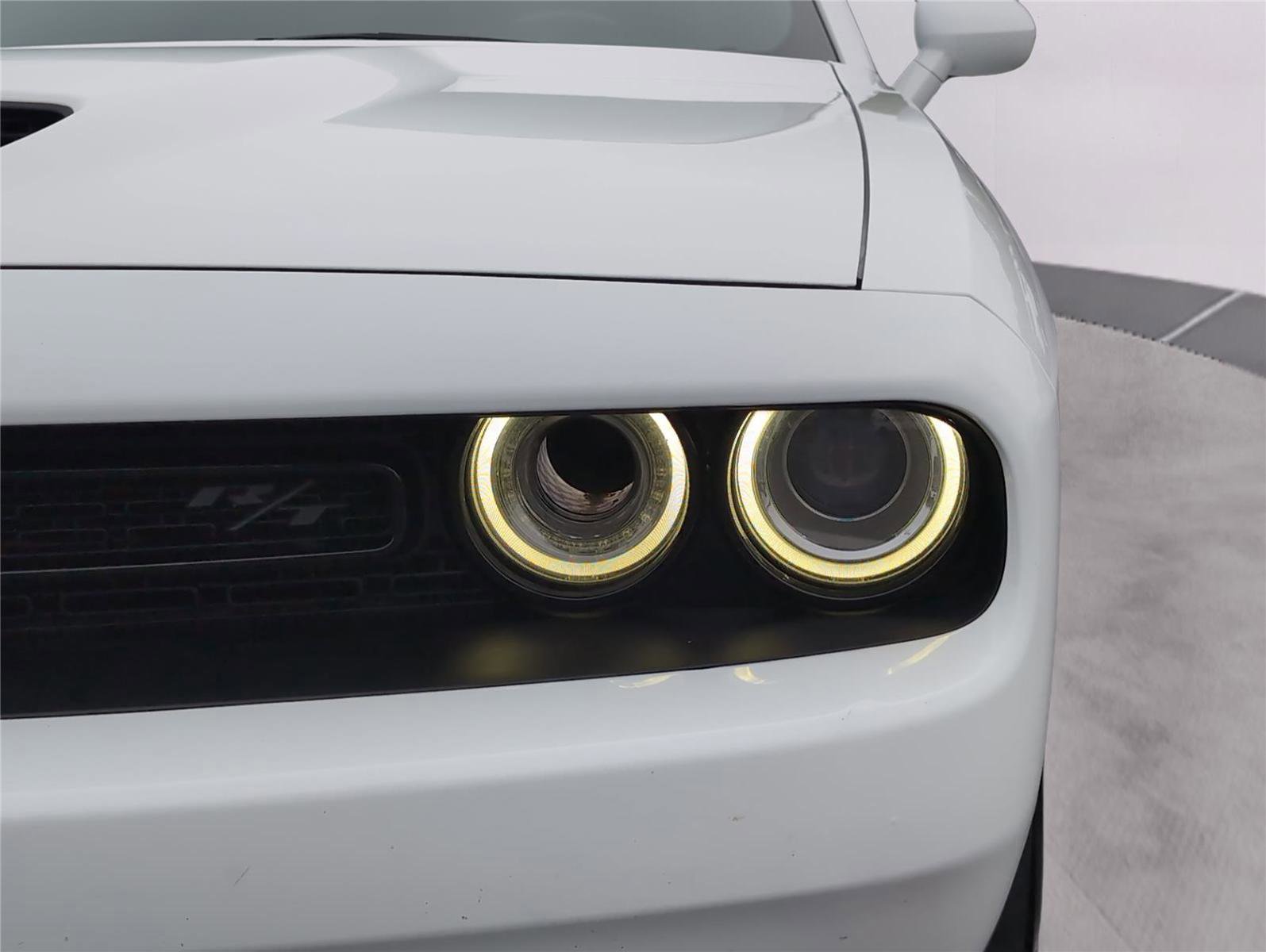 Used 2020 Dodge Challenger R/T w/ Plus Package image 34