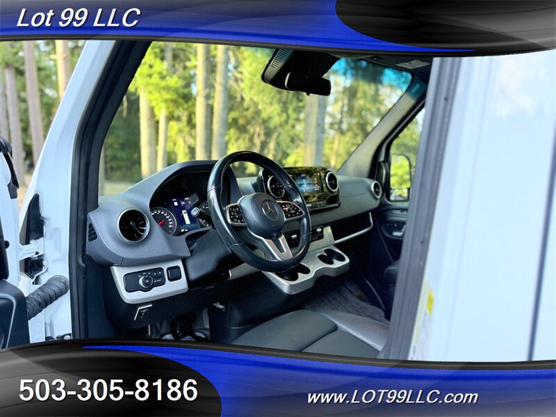 Used 2020 Mercedes-Benz Sprinter 2500 image 46