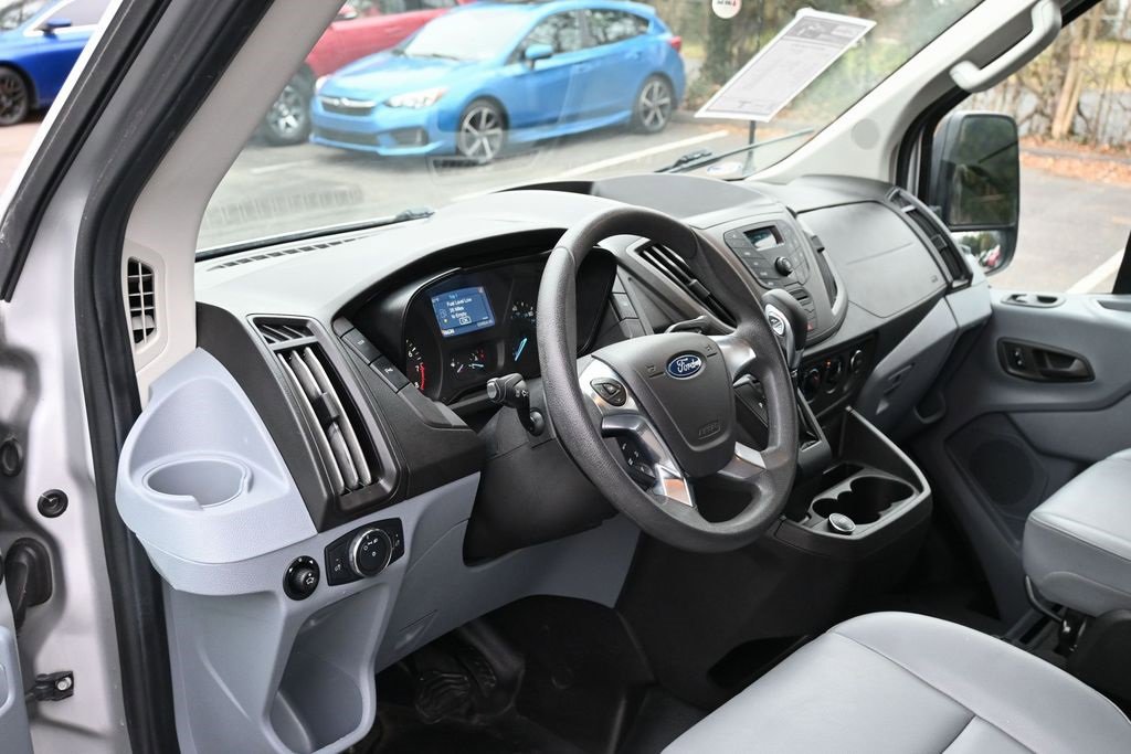 Used 2019 Ford Transit 350 XL image 18