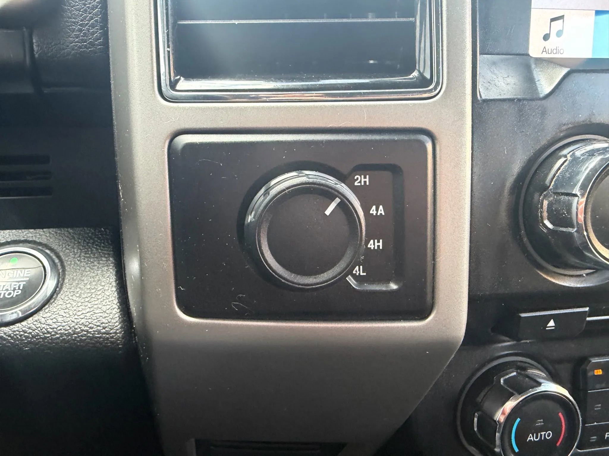 Used 2018 Ford F150 Lariat image 20