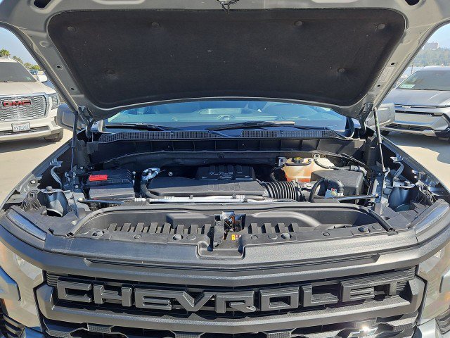 Used 2025 Chevrolet Silverado 1500 Custom RWD image 29