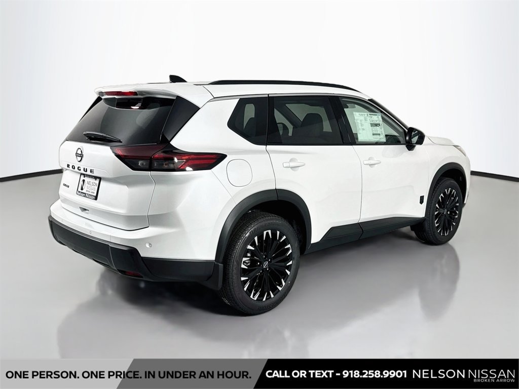 New 2026 Nissan Rogue Dark Armor FWD image 5
