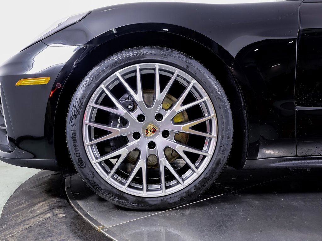 New 2025 Porsche Panamera 4 image 22