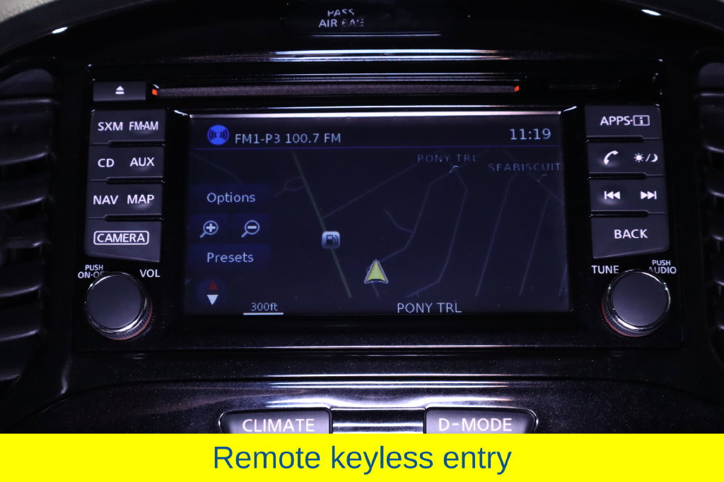 Used 2016 Nissan Juke SL FWD image 23
