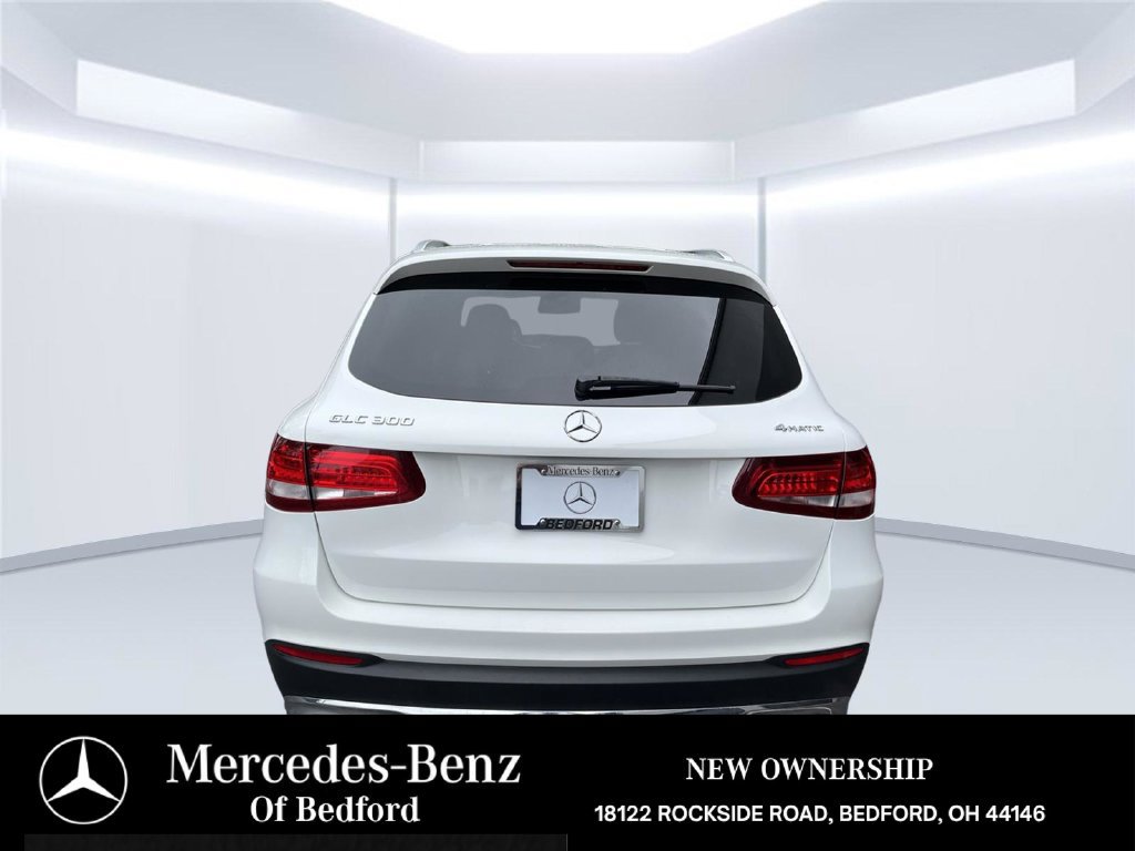 Used 2017 Mercedes-Benz GLC 300 4MATIC image 4