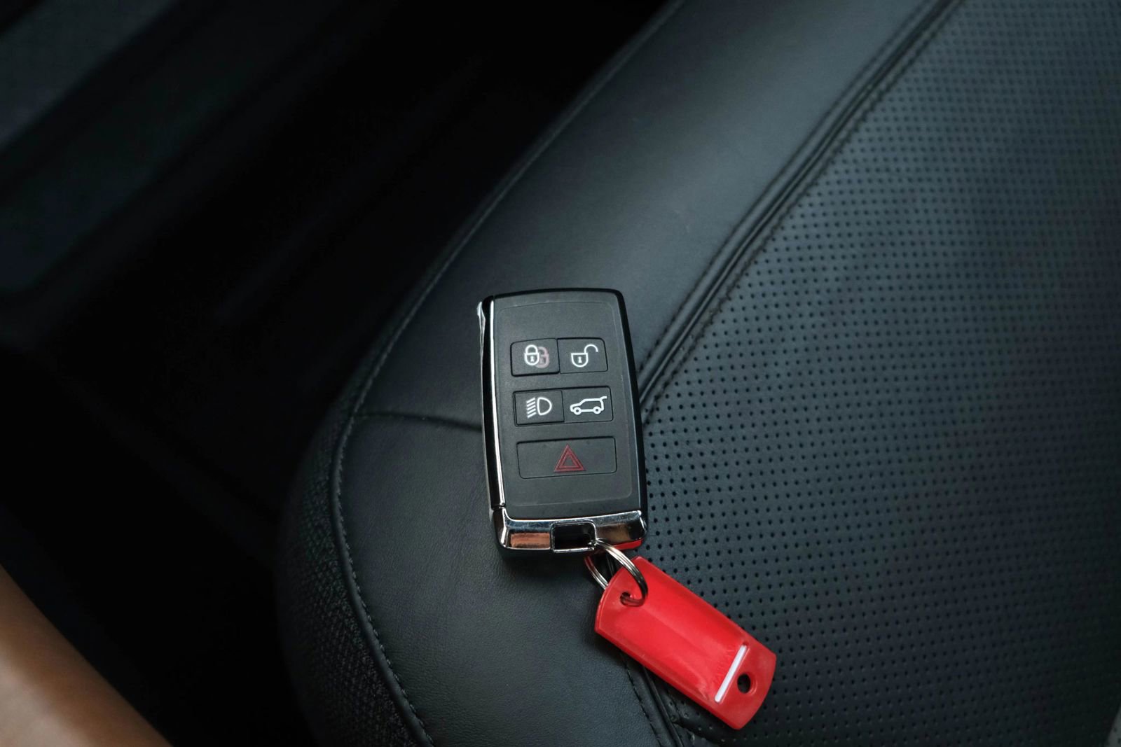 Used 2023 Land Rover Defender 110 X image 54