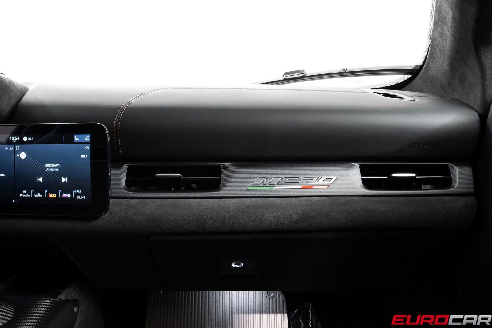 Used 2022 Maserati MC20 Coupe RWD image 39