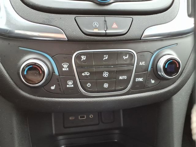 Certified 2024 Chevrolet Equinox LT w/ LPO, Floor Liner Package image 8