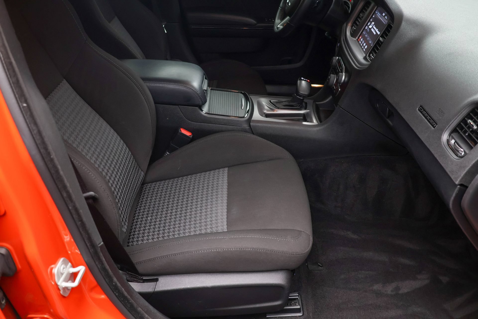 Used 2023 Dodge Charger R/T w/ Blacktop Package RWD image 33