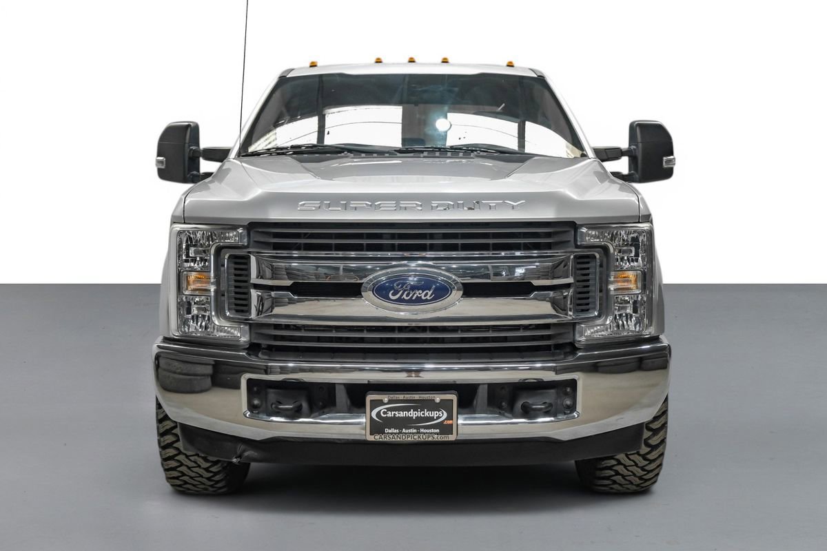 Used 2018 Ford F350 XL w/ STX Appearance Package RWD image 3