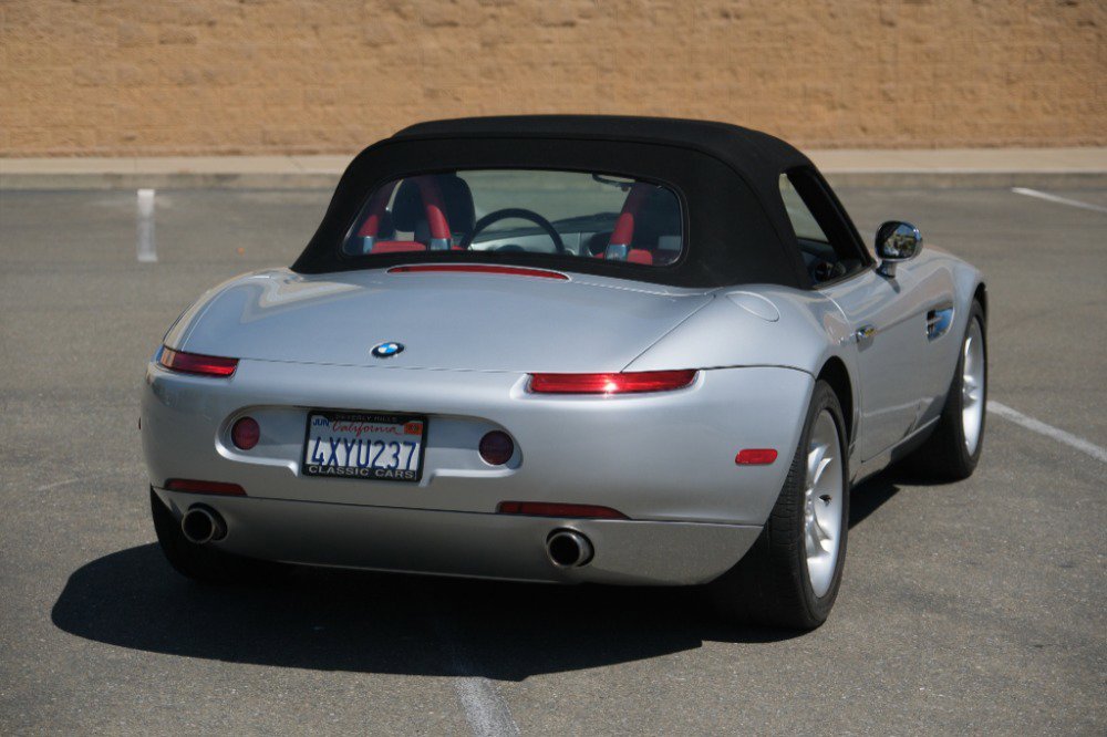Used 2002 BMW Z8 image 6