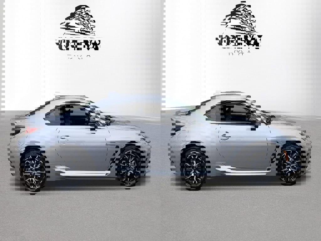 Used 2025 Toyota GR86 w/ ALL Weather Mat Package (TMS) RWD image 3