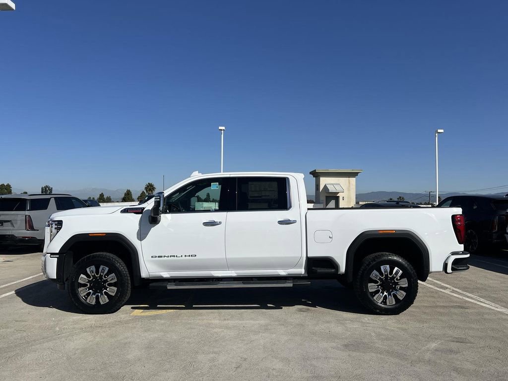 New 2026 GMC Sierra 3500 Denali AWD/4WD image 7
