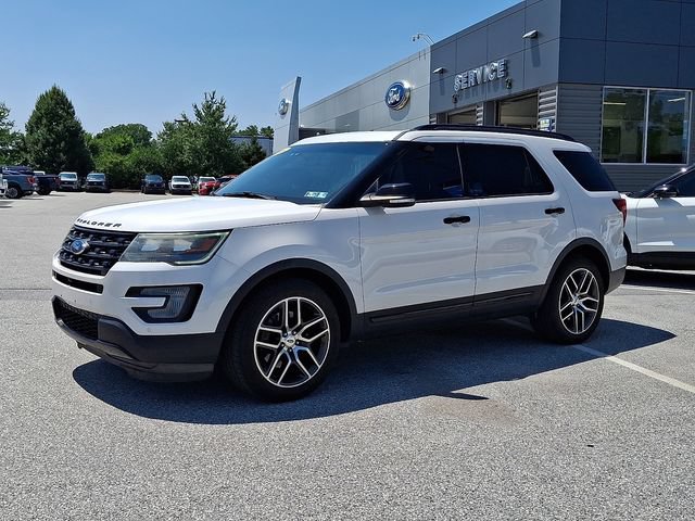 Used 2016 Ford Explorer Sport w/ Equipment Group 401A AWD/4WD image 5