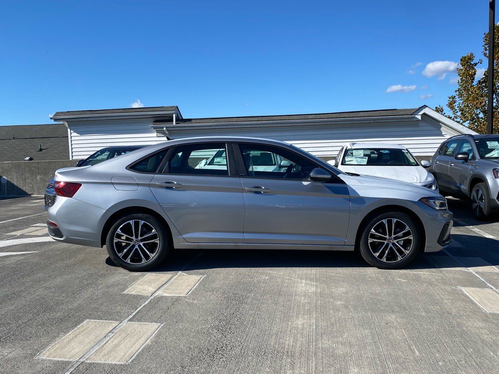 New 2026 Volkswagen Jetta Sport image 2