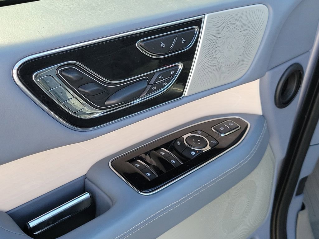Certified 2024 Lincoln Navigator L Black Label image 21