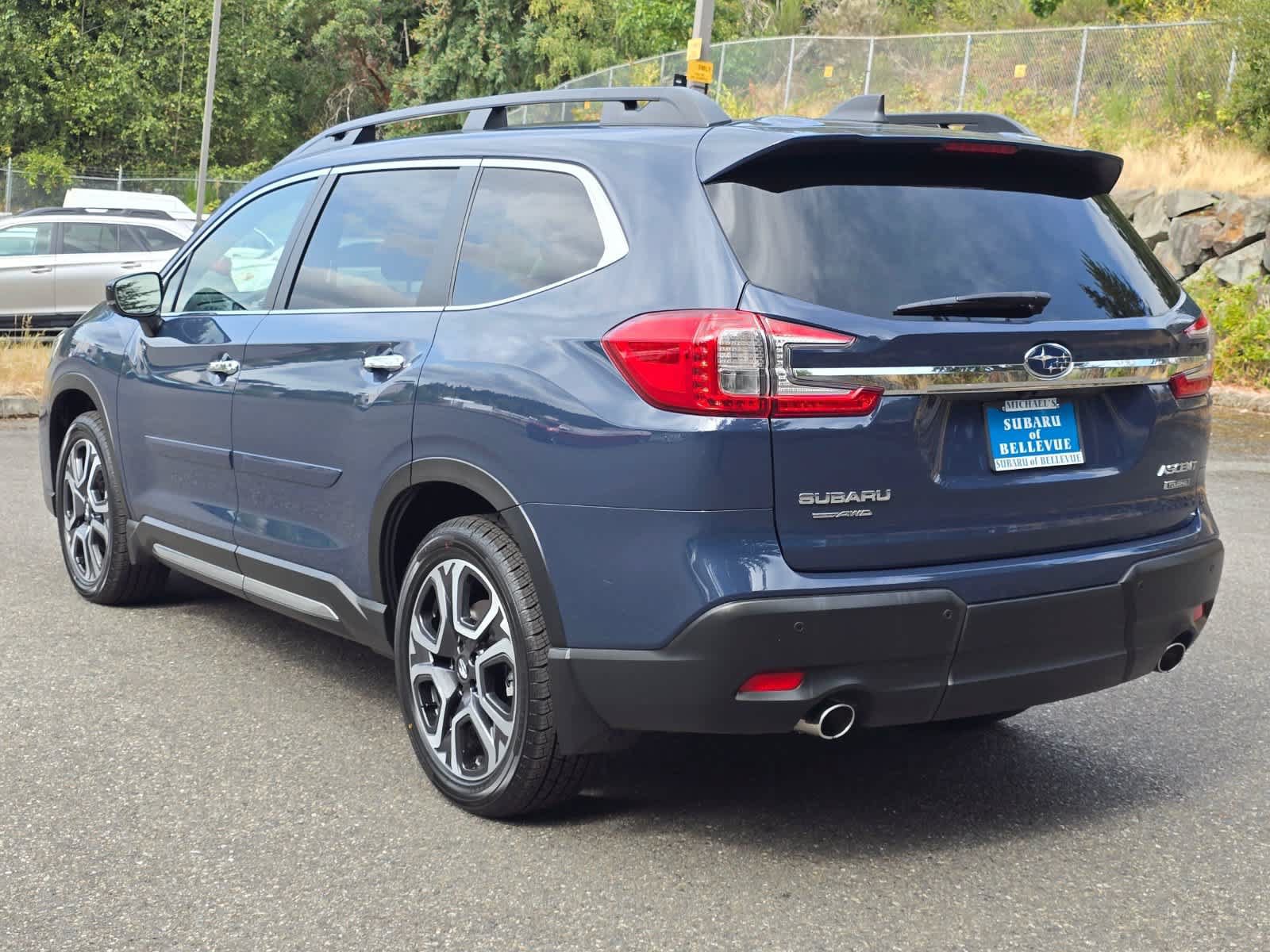 Certified 2025 Subaru Ascent Touring AWD/4WD image 4